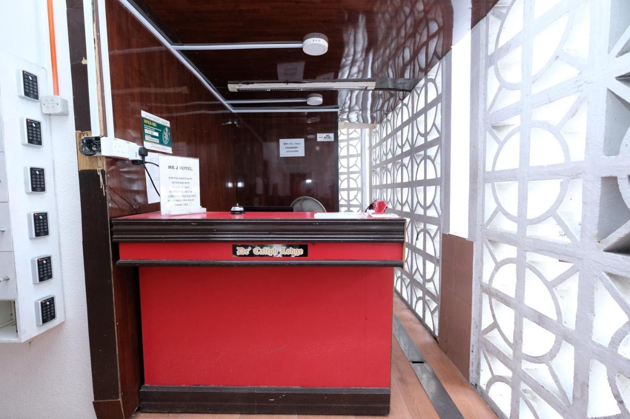 Oyo 715 Mr J Hotel Kota Bharu Exterior foto